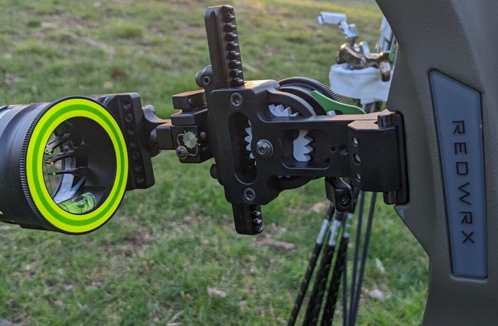 A Hunter’s Guide to the Best Compound Bow Sights